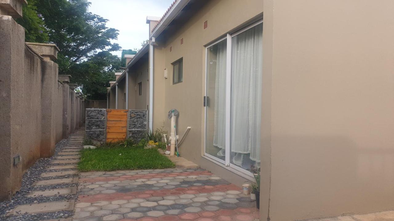 Lukundo Place Лусака Екстериор снимка